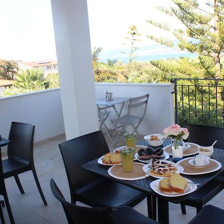 Bed and Breakfast Residenza Anna Calabria Бриатико Экстерьер фото