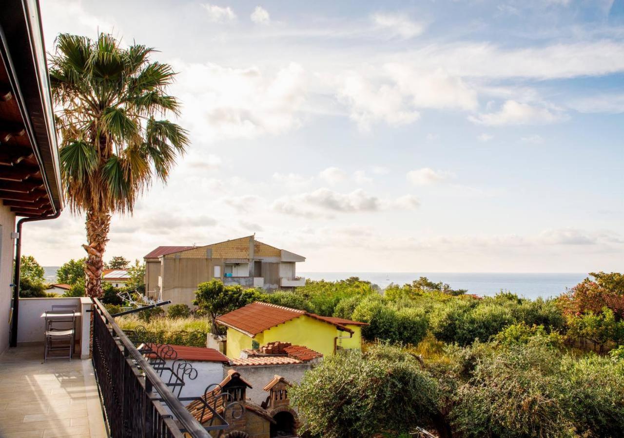 Bed and Breakfast Residenza Anna Calabria Бриатико Экстерьер фото